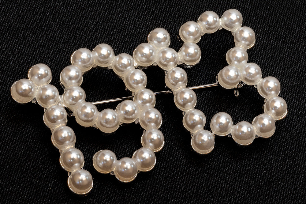 1913 Pearl Brooch